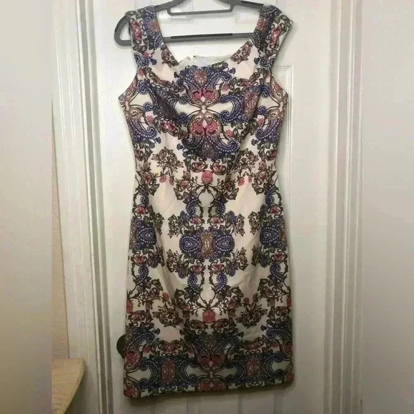 Multicolored Embellished Knee-Length Dress - Picture 6 of 16